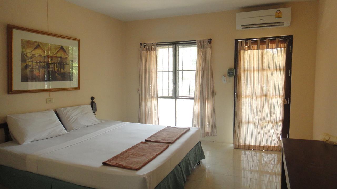 Tropical Garden Bungalow Фи Фи Айлънд Екстериор снимка